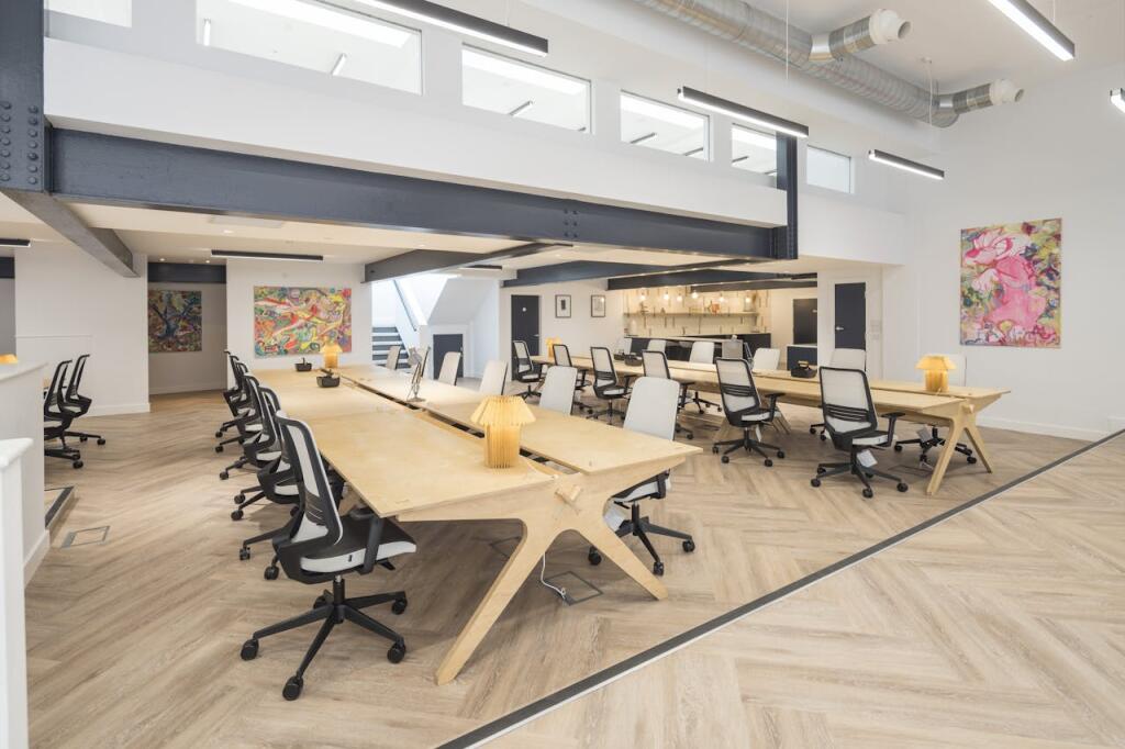 Main image of property: 28 Scrutton Street, London, EC2A 4RP