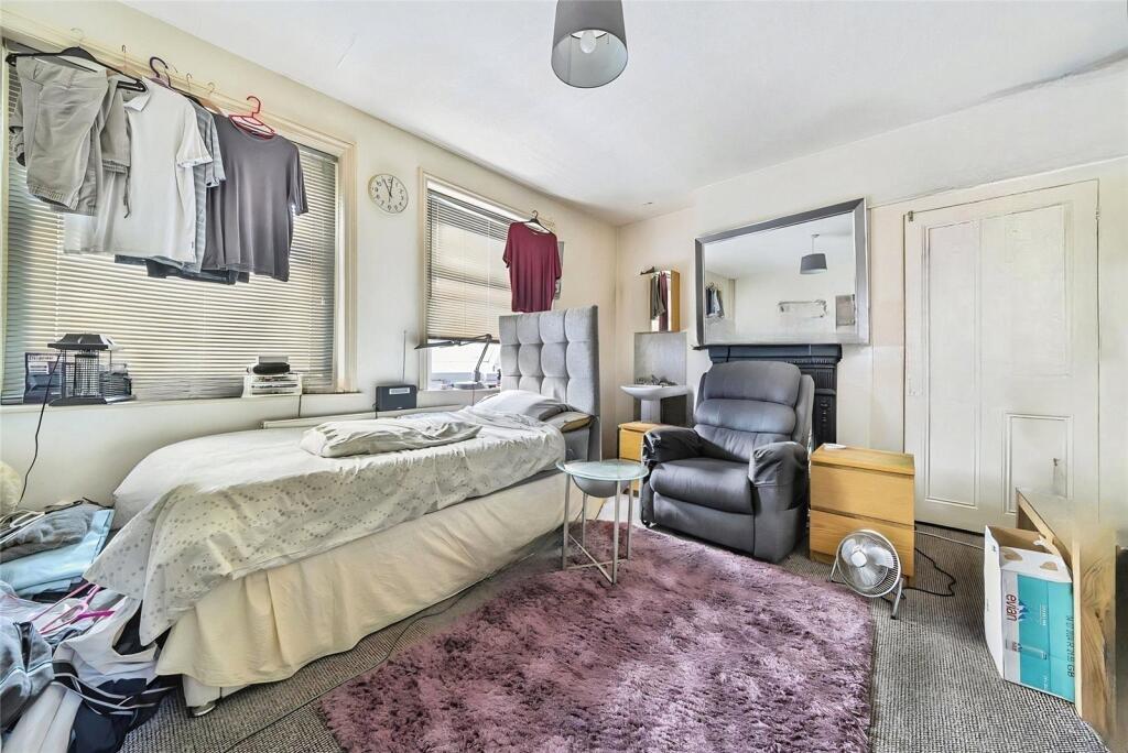 House in Canterbury - View 4