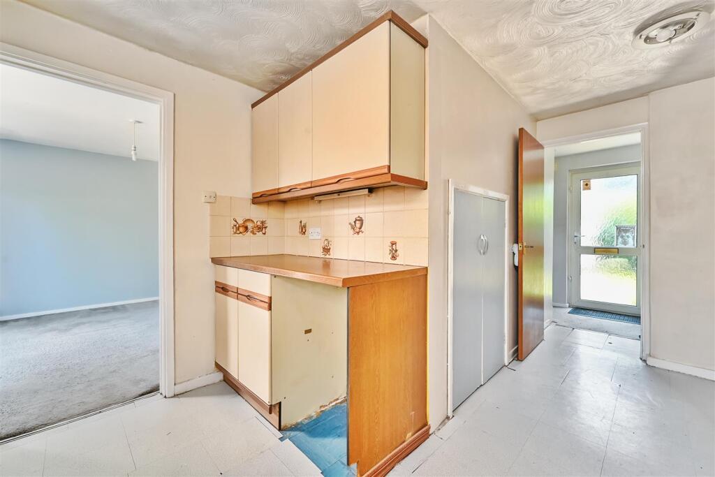 Northcroft, Henfield photo 5