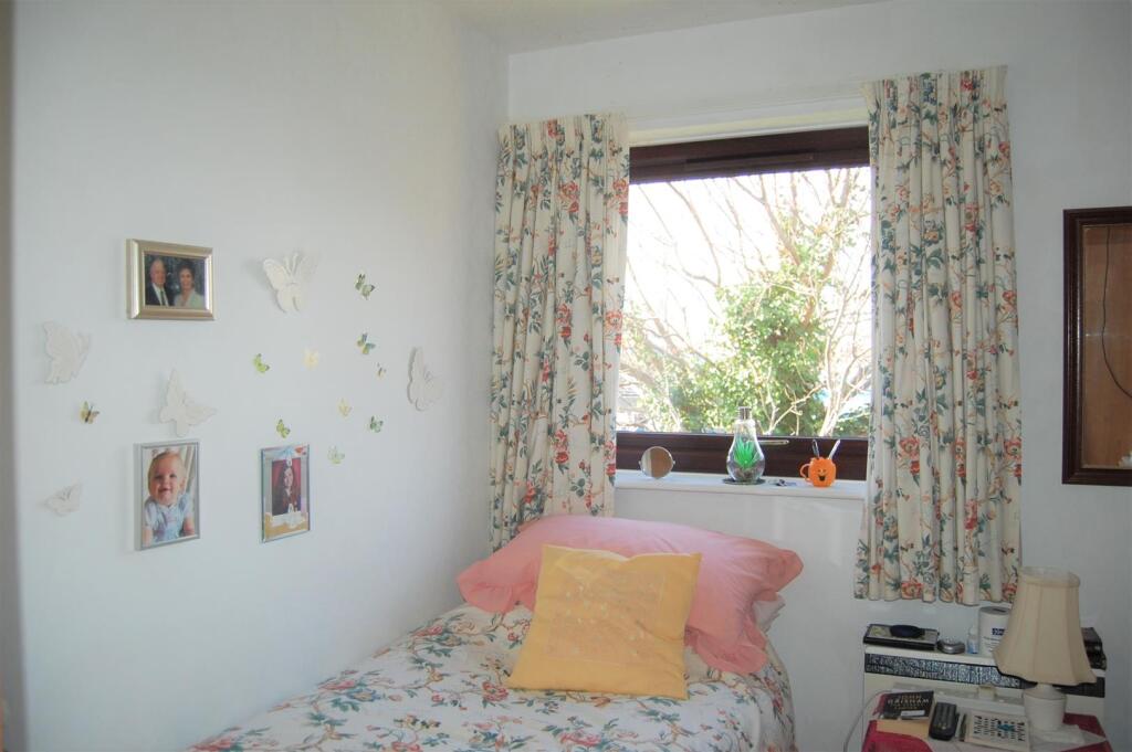 Apartment in Llandudno - More