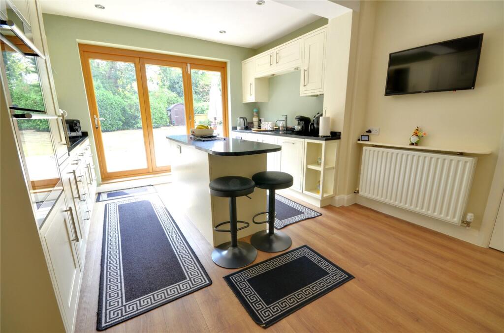 House in Tandridge, Godstone - View 3