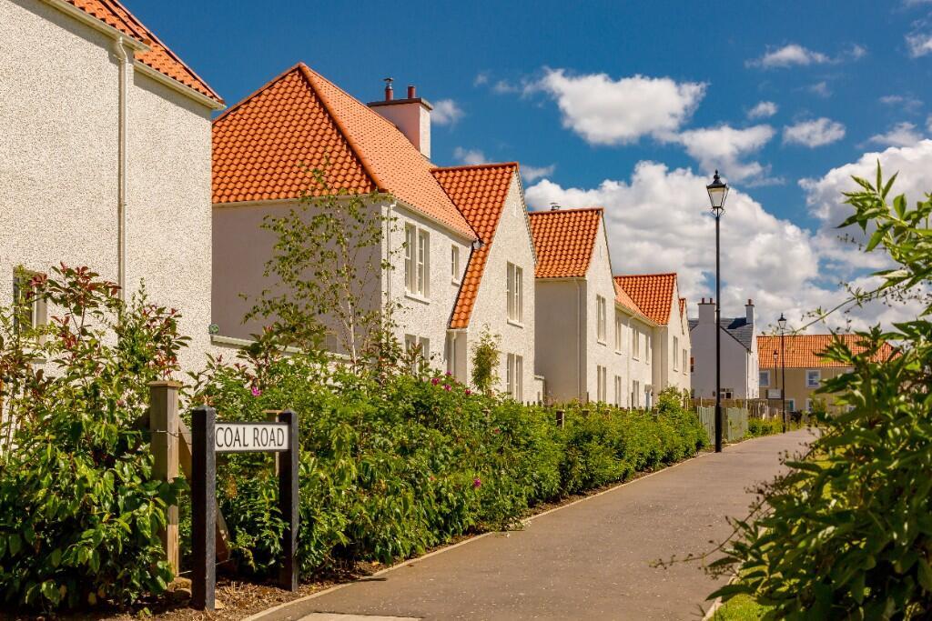 Main image of property: 4 Coal Rd,
Longniddry,
EH32 0FP