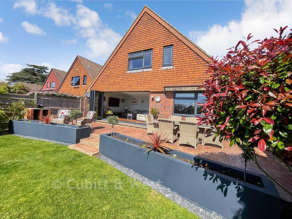 Main image of property: Cheviot Close, Worthing, West Sussex