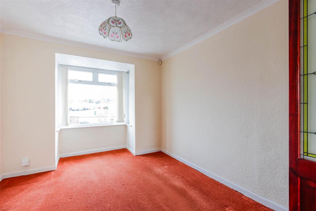 Coldbrook Road East, Barry photo 4
