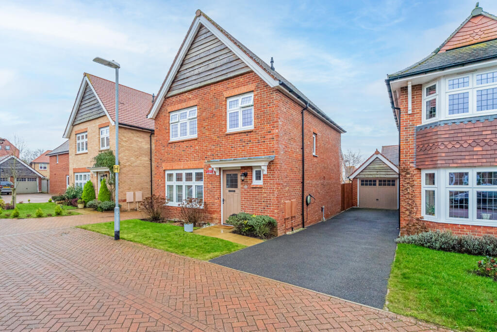 Main image of property: Magpie Meadows, Caddington, Luton, Bedfordshire, LU1