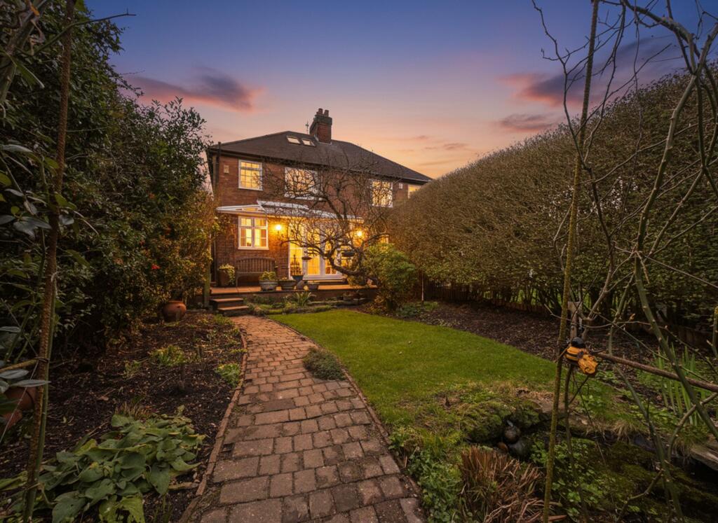 Main image of property: Roseleigh Avenue, Mapperley, Nottingham