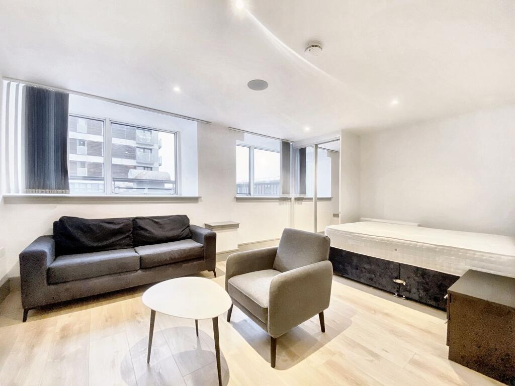 Main image of property: Mercantile House, 38 Market Square, UB8