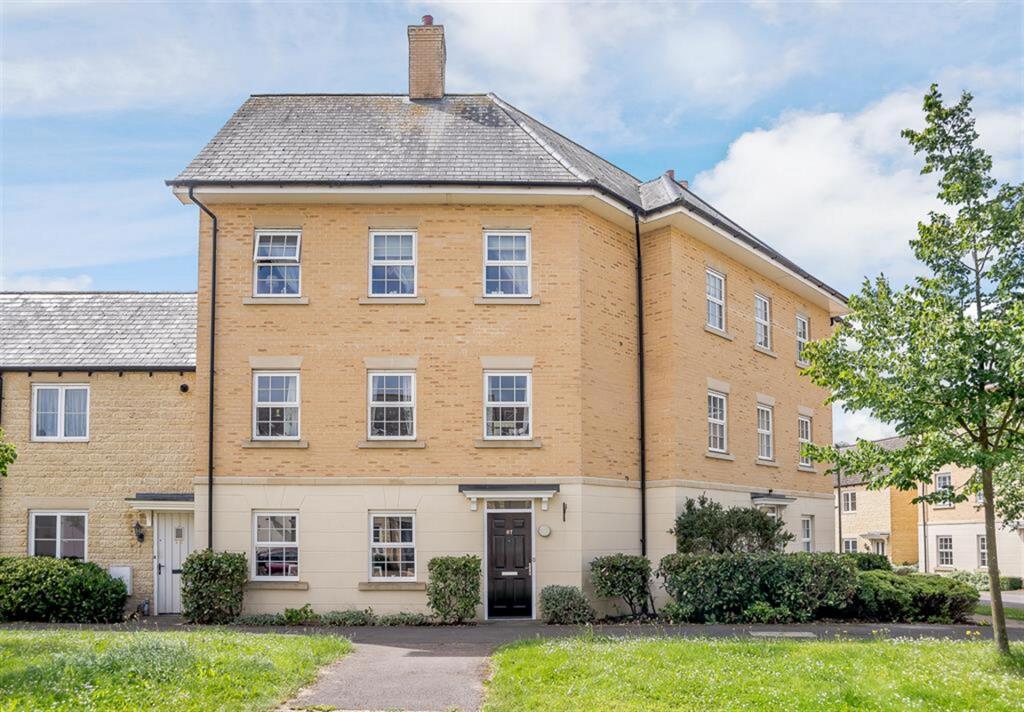Main image of property: Elmhurst Way, Carterton, Oxfordshire