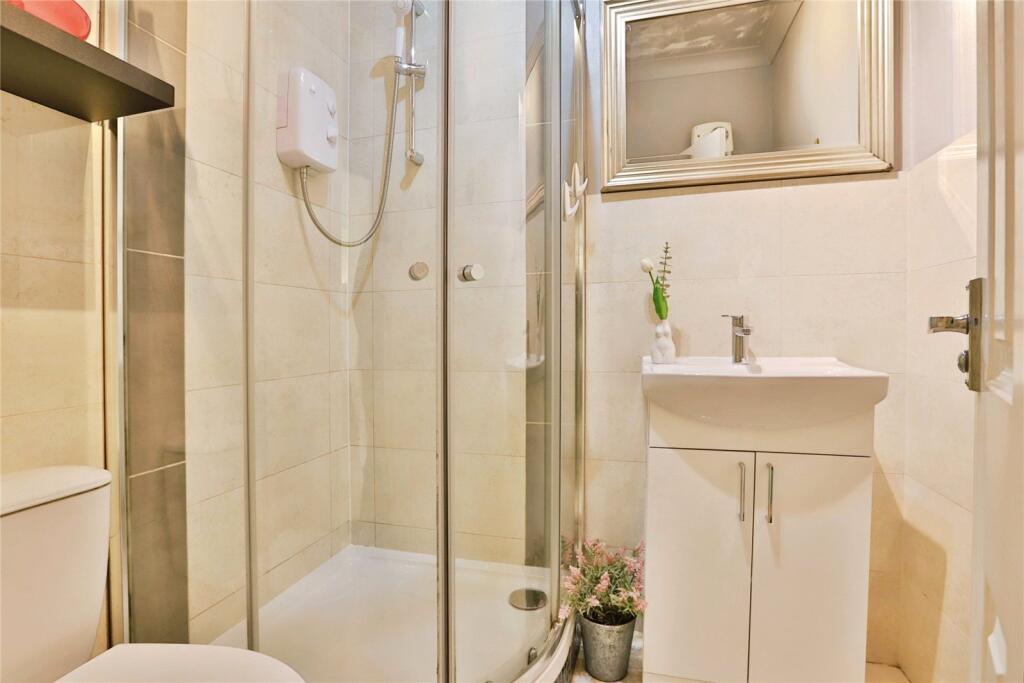Apartment in Bournemouth - View 4