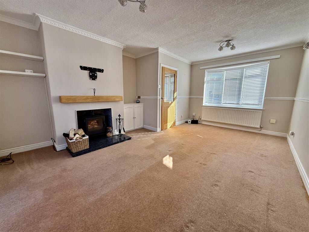 Manor Road, Ingleton, Darlington photo 4