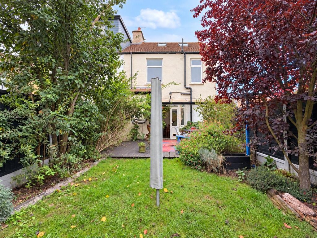 House in Southend-on-Sea - View 5