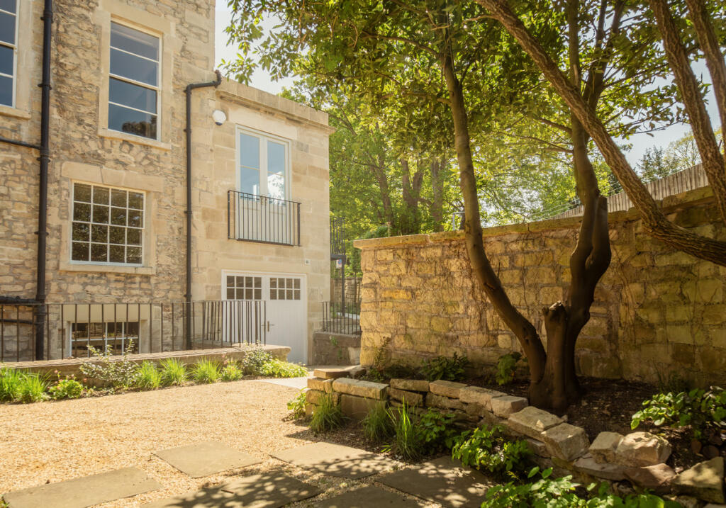 House in Bath, Sion Hill - View 3