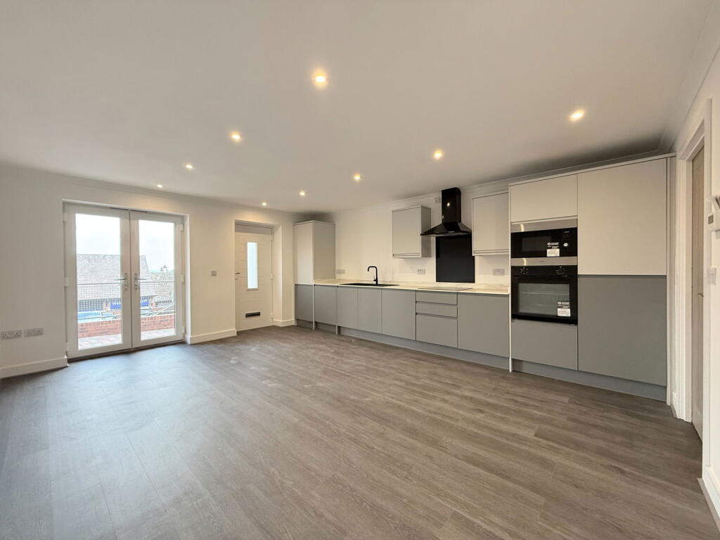 Spa Court, Apt 1 , Edith Walk, Malvern, WR14 4QH photo 4