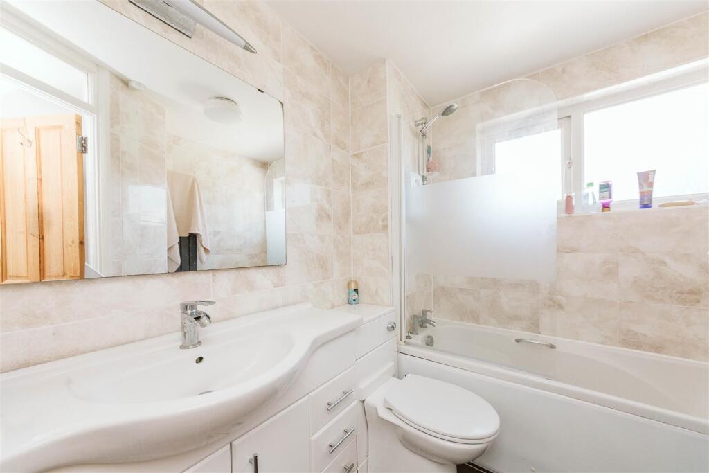 Apartment in Bristol, Redland - More