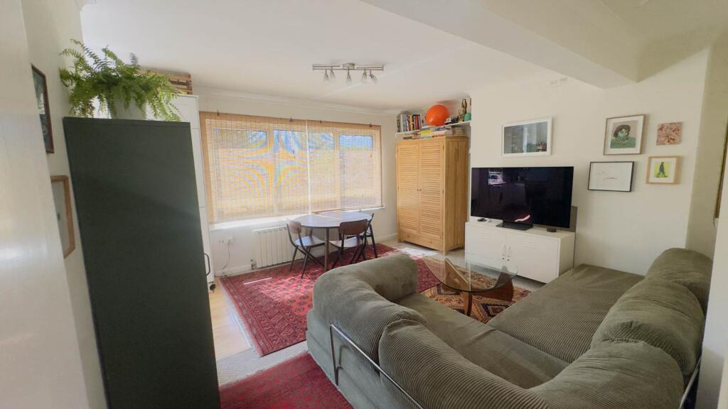 Apartment in London, Archway - View 3