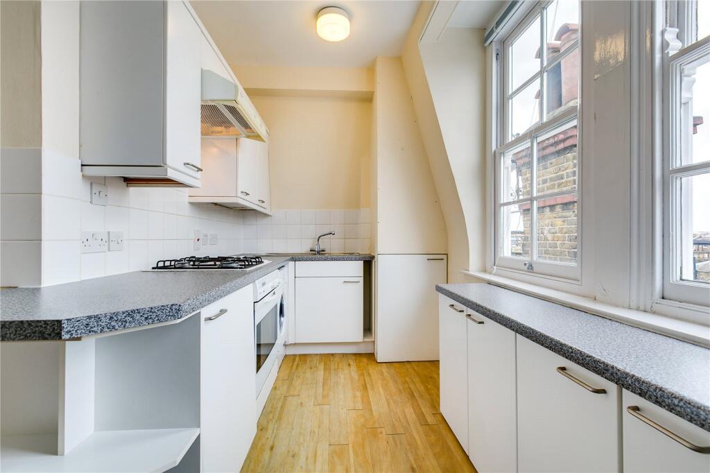 Apartment in London - View 2