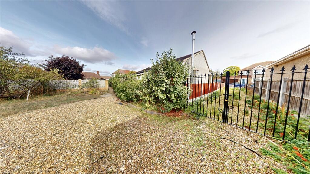 House in Thurrock, Essex - More