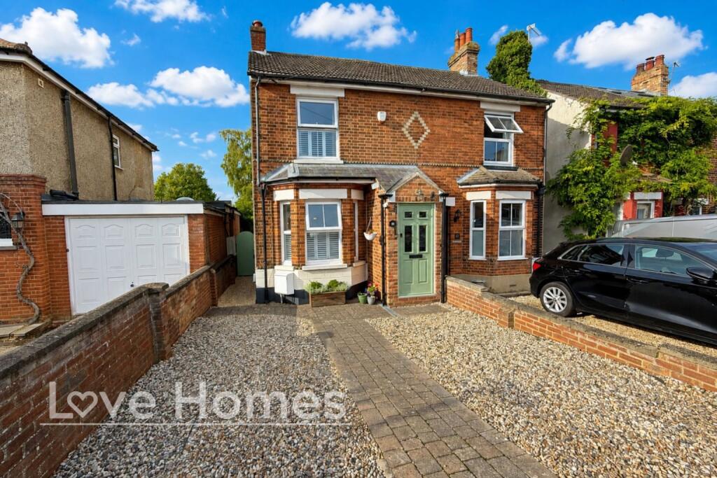 Main image of property: 11 The Ridgeway, Flitwick