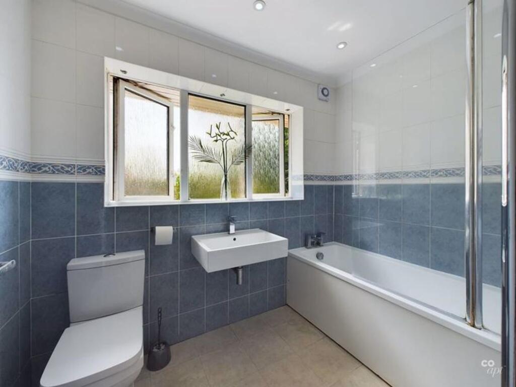 Wheatfield Way, Brighton, BN2 photo 4