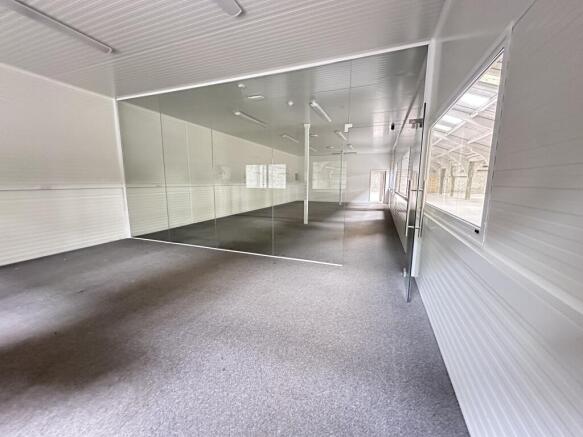 Well presented office accommodation 