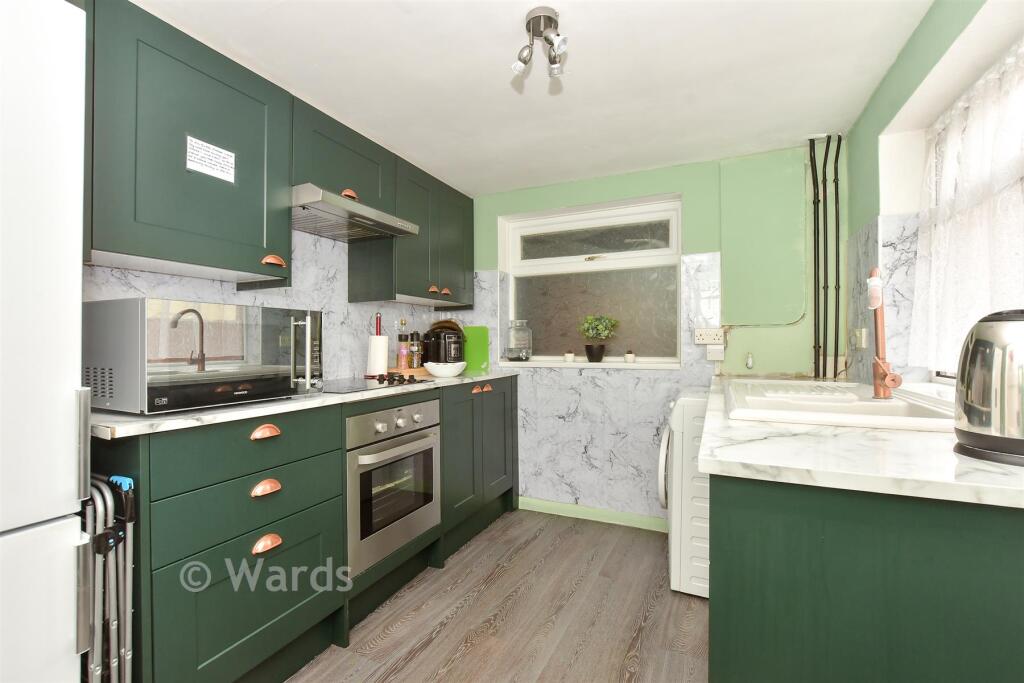 House in Canterbury - View 3