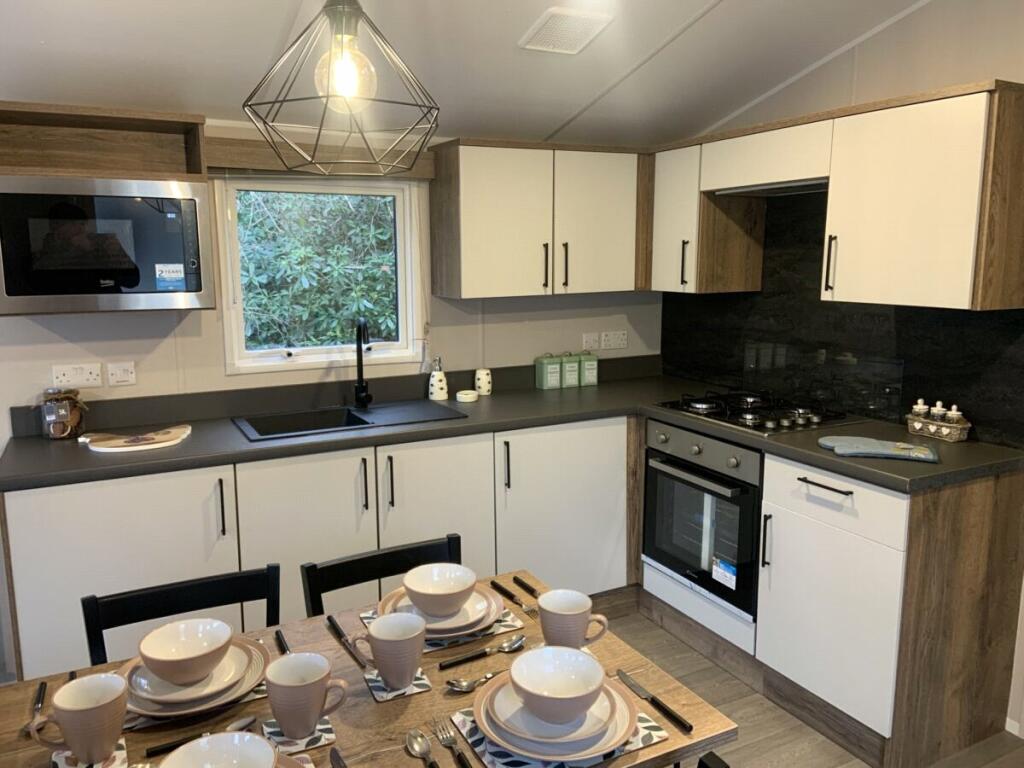 Merrylees, Spital Road, Staxton, Scarborough, YO12 photo 5