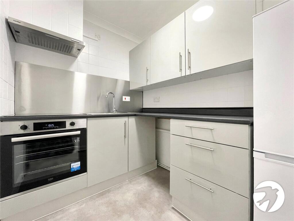 Main image of property: Erith Road, Bexleyheath, Kent, DA7
