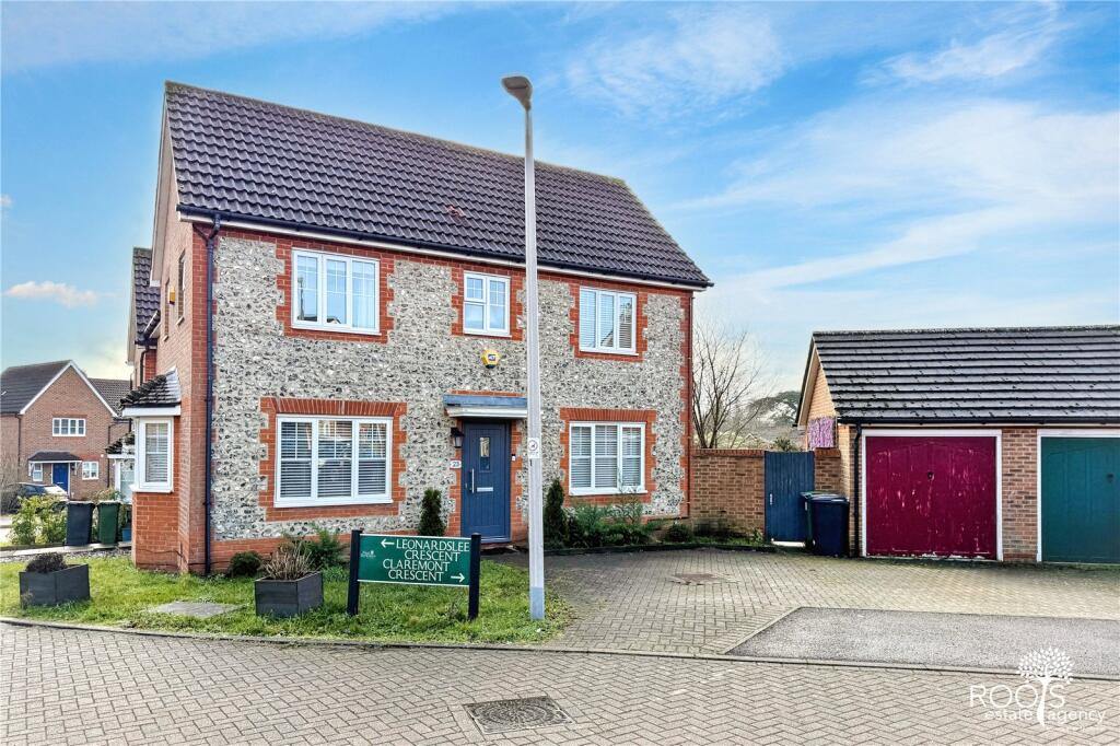 Main image of property: Leonardslee Crescent, Newbury, Berkshire, RG14