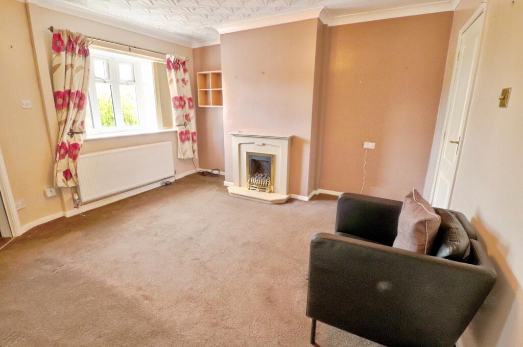 House in Sheffield, The Green, Penistone - View 4