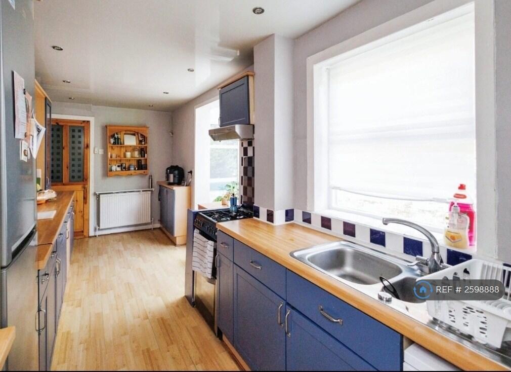 House in Manchester - View 2