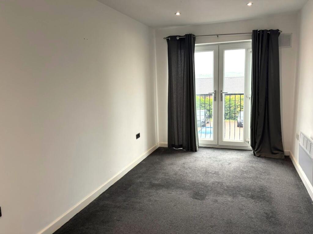 Apartment in Sheffield - View 5