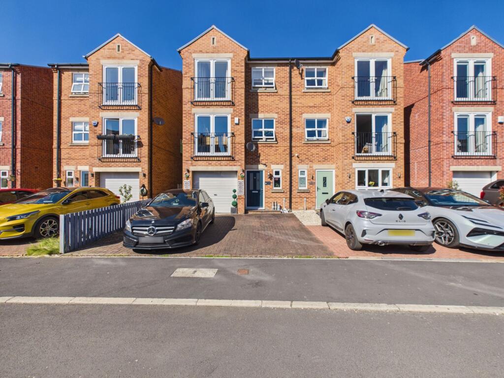 Main image of property: 8 The Blossoms, Methley, Leeds