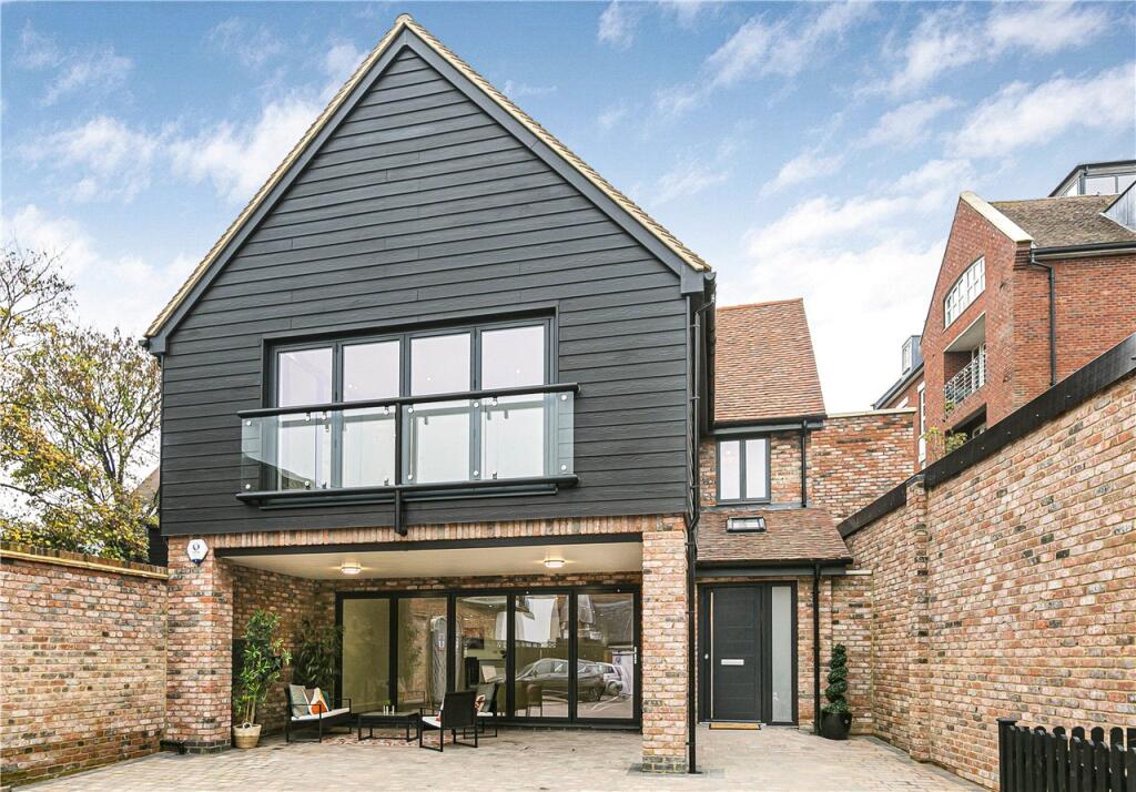 Main image of property: Bucklersbury, Hitchin, Hertfordshire, SG5