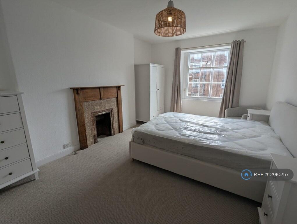 Main image of property: Clifton, Bristol, BS8