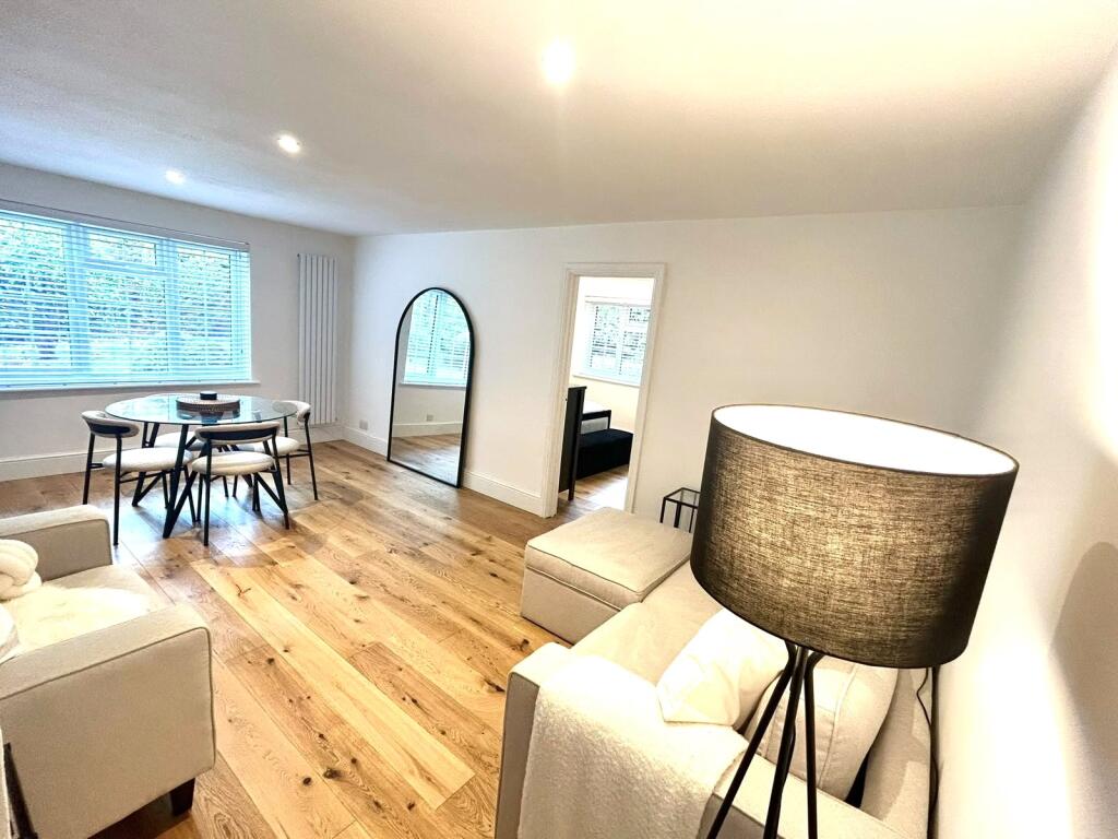 Apartment in Guildford - View 3