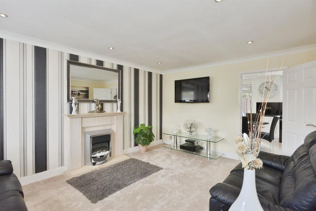 House in Stony Stratford, City of Milton Keynes - View 2