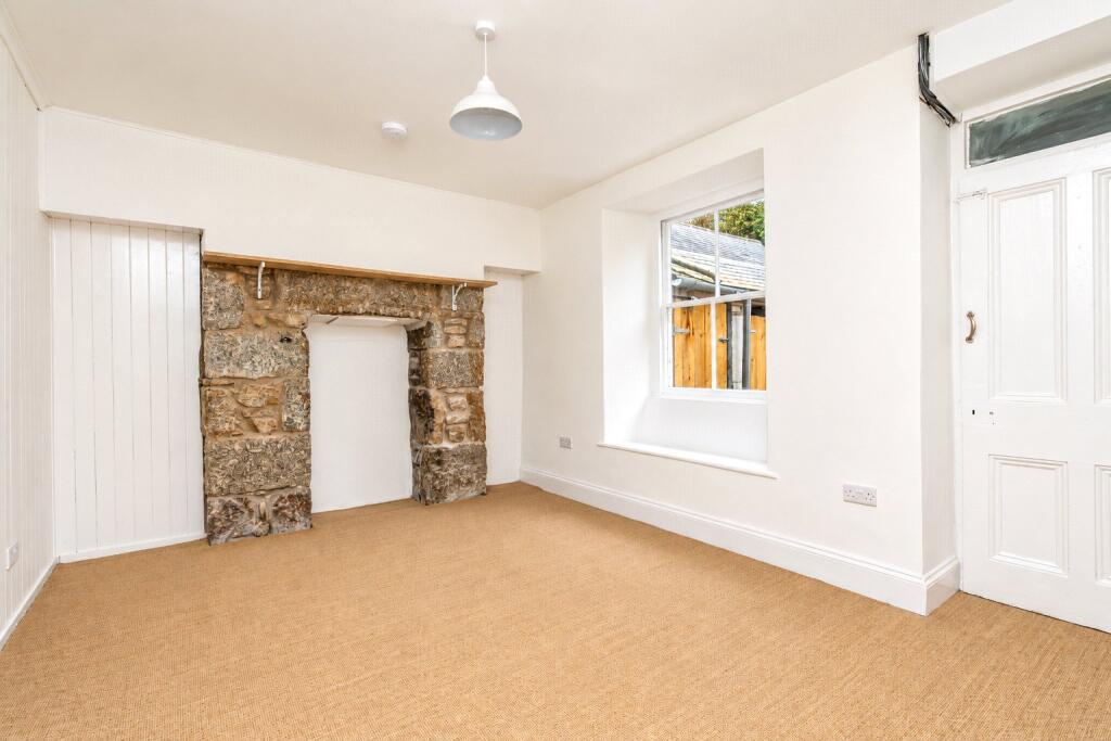 House in Truro - View 4