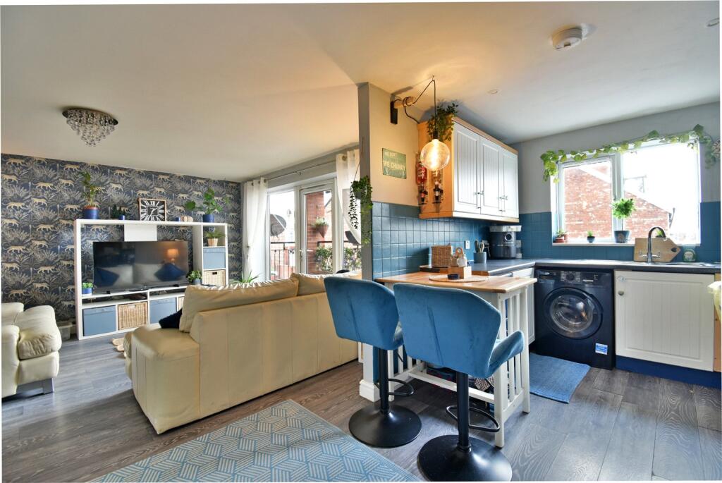 Main image of property: Hyde Road, Manchester, Greater Manchester, M18