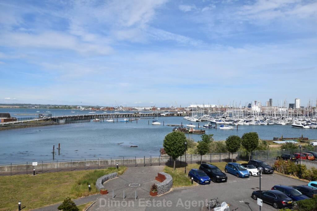 Jacana Court,  Gosport photo 4