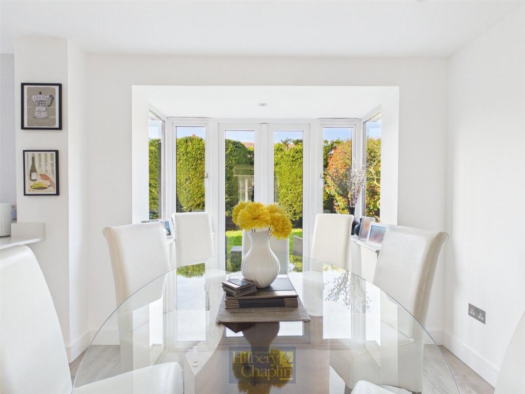 Kilowan Close, Langdon Hills, Basildon, Essex, SS16 photo 4