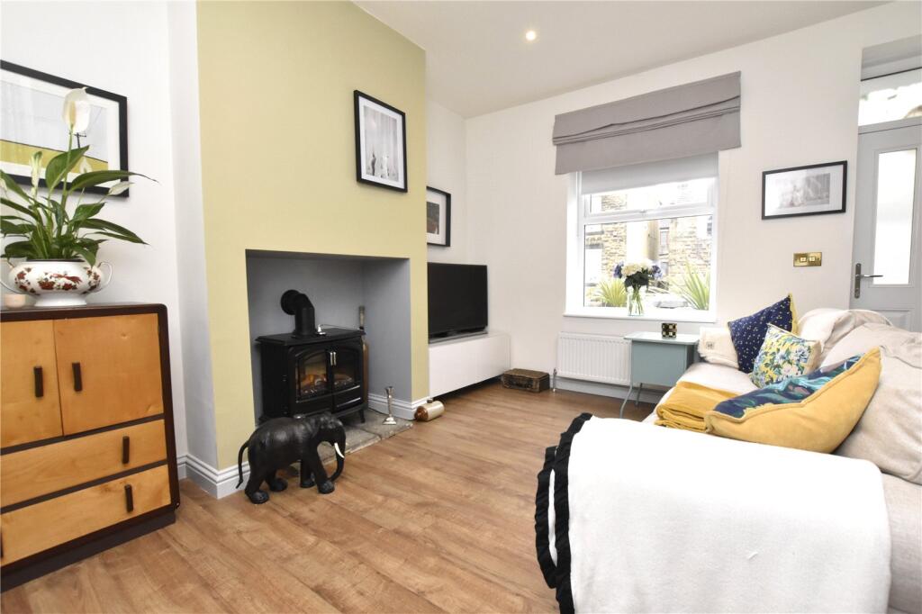 Derby Road, Rawdon, Leeds, West Yorkshire - View 3