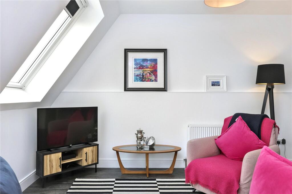 Apartment in Kirkcaldy - More