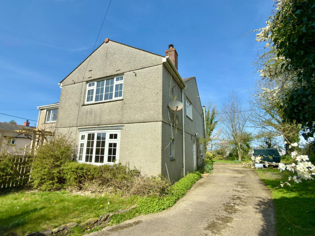 3-bed semi-detached on 2, Pendethys, Trelill, Bodmin, PL30 3HT, £315,000