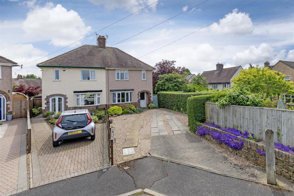 Main image of property: Dunston Lane, Newbold, Chesterfield