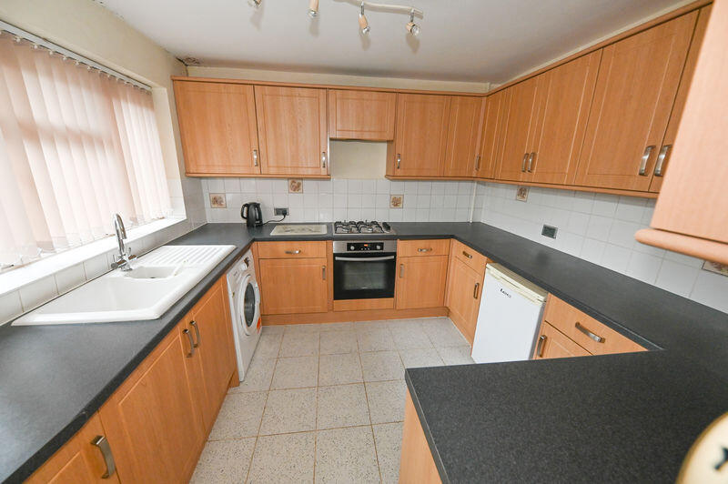 House in Havant, Hampshire - View 3