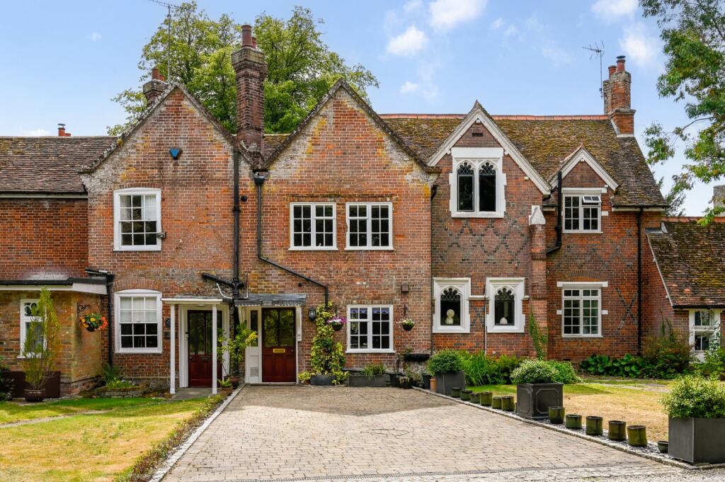 Main image of property: Old Ashford Road, Lenham, Maidstone, Kent, ME17