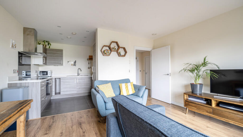 44 Stainsby Road, Poplar, E14 6JR photo 4