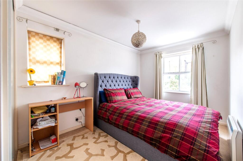 Apartment in Maidstone, Kent - View 4