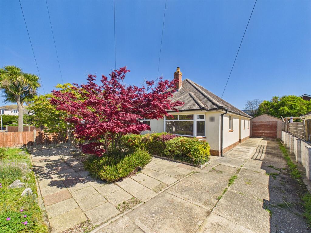 3-bed house on Newlands Road, Christchurch, Dorset, BH23, £400,000