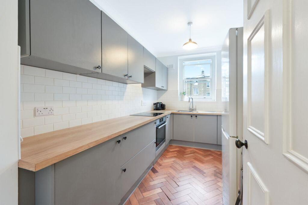 Apartment in London - More